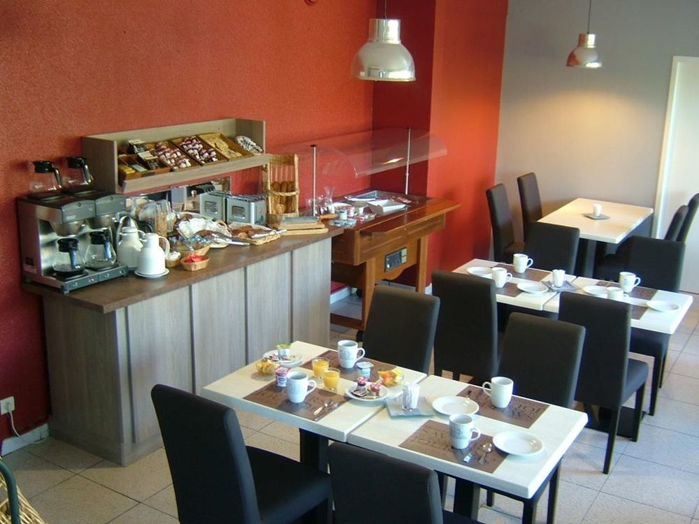 Kyriad Martigues Sud Restaurant photo